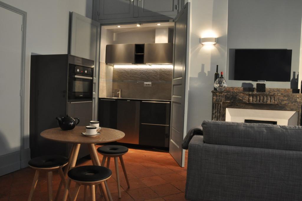 Suite Voltaire Carcassone Szoba fotó